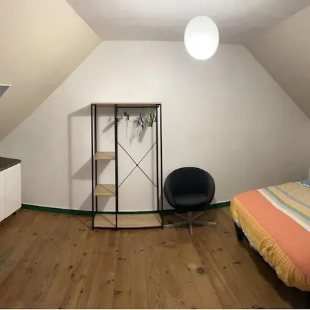 Studio Bourg L'abbe Saint-Pierre-des-Nids